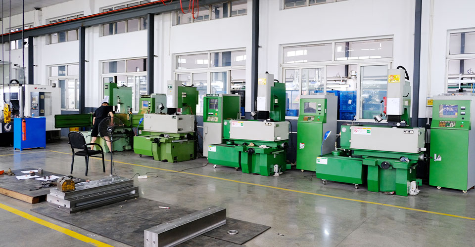 沈陽鐵西區注塑模具鉗工-魚泡網