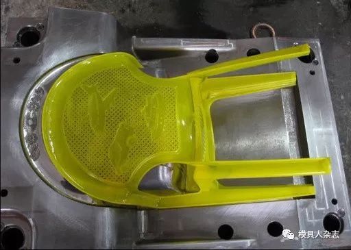 注塑黑點雜質總是清理不干凈,這可怎么辦